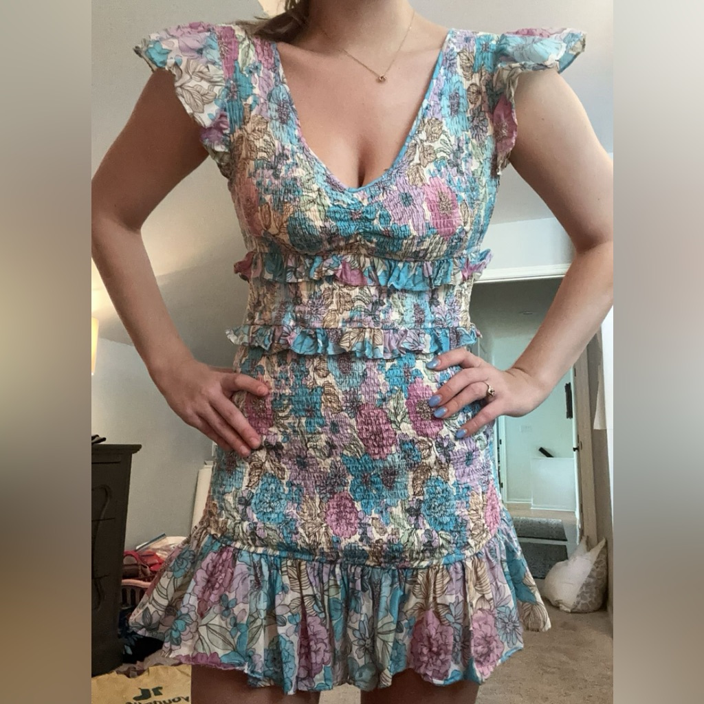 Small Flower Pattern Dress With Ruffles